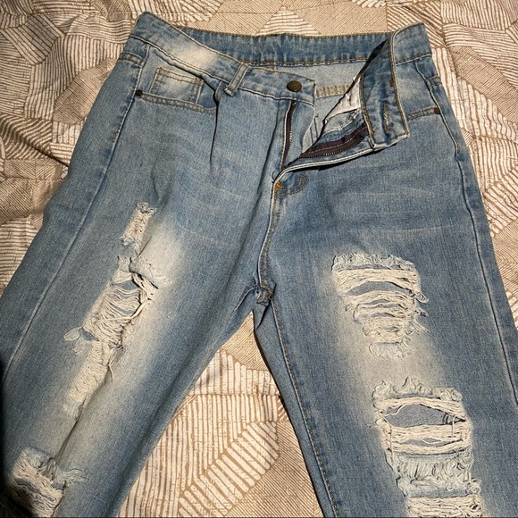 Ripped BF Jeans - Picture 3 of 3